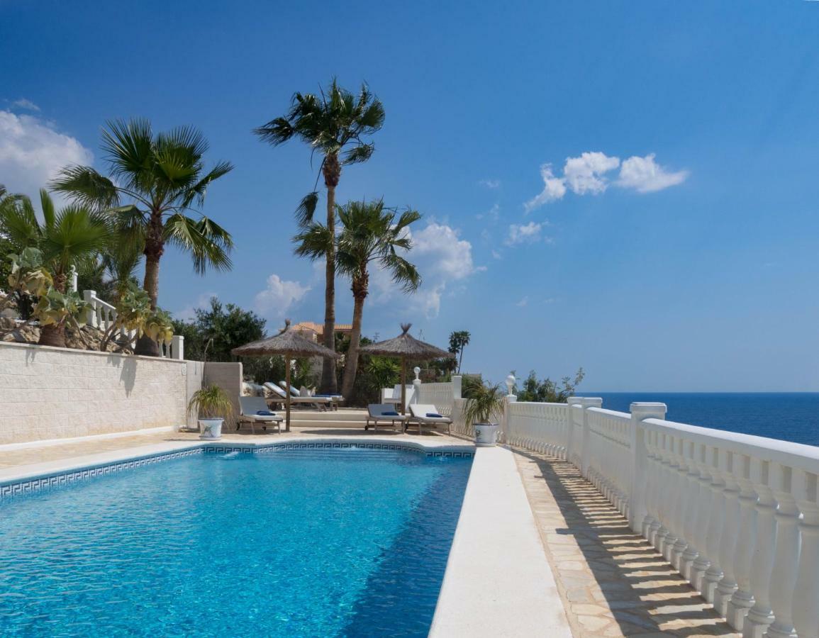 Frontline Villa, Five Star Deluxe El Campello Exterior foto