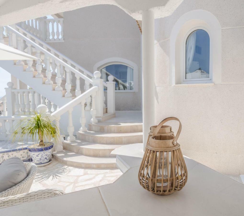 Frontline Villa, Five Star Deluxe El Campello Exterior foto