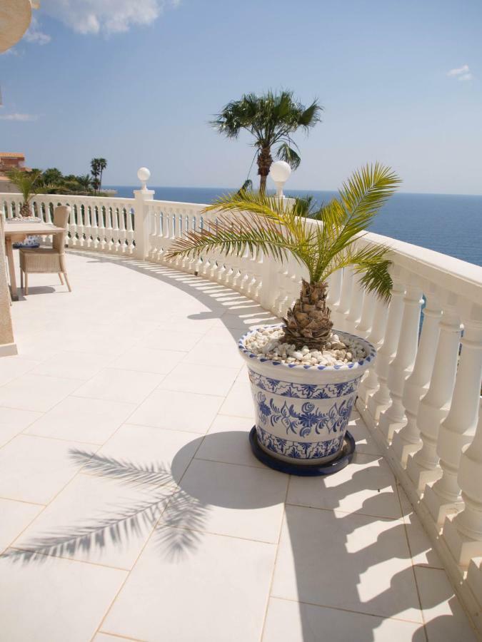 Frontline Villa, Five Star Deluxe El Campello Exterior foto